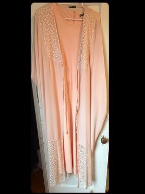 City Streets Peach Lace Trim Kimono Robe